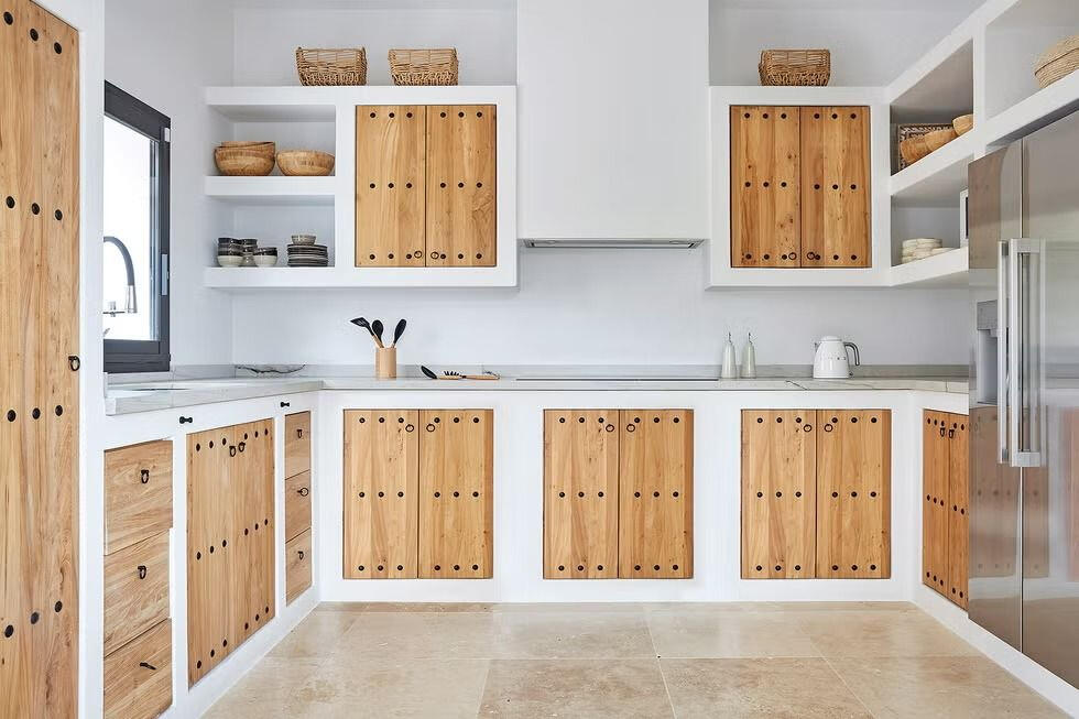 Luxury villa in Kythnos with private outdoor space and panoramic Aegean sea view